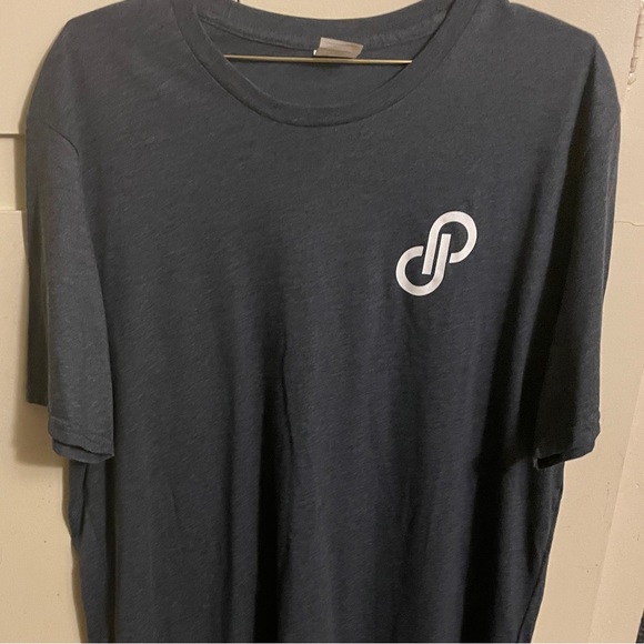 Poshmark T-shirt - Picture 4 of 7